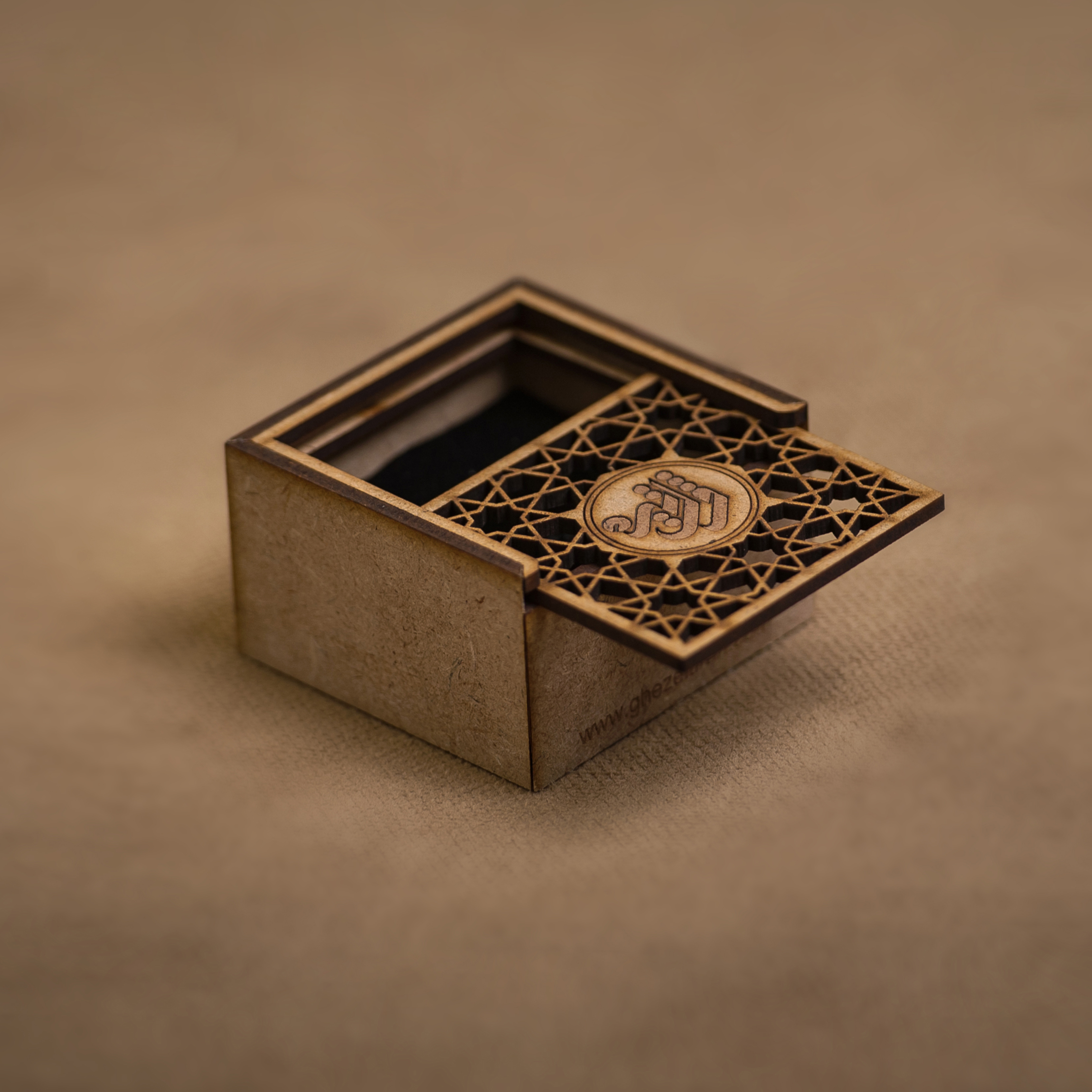 جعبه جواهر چوبی